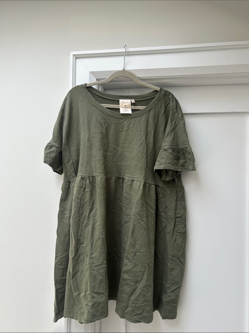Jillian Harris x jD Olive Green Short Sleeve Babydoll Dress